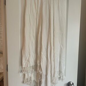 Set of 3 White/Cream Pashmina Style Scarves